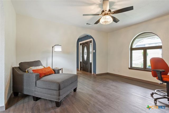 2617 River Oaks Drive, Belton, TX 76513