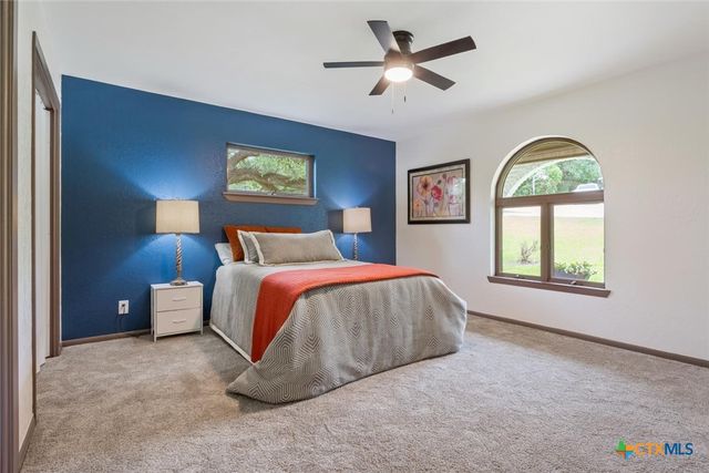 2617 River Oaks Drive, Belton, TX 76513