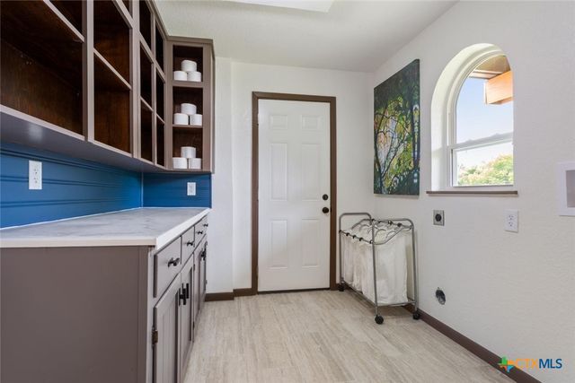 2617 River Oaks Drive, Belton, TX 76513