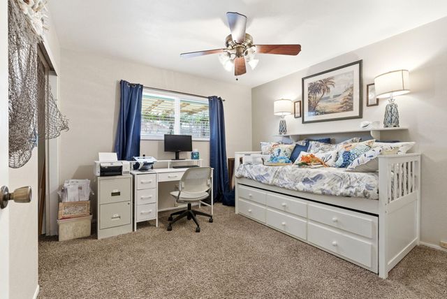 2544 W Harter Avenue W, Visalia, CA 93277