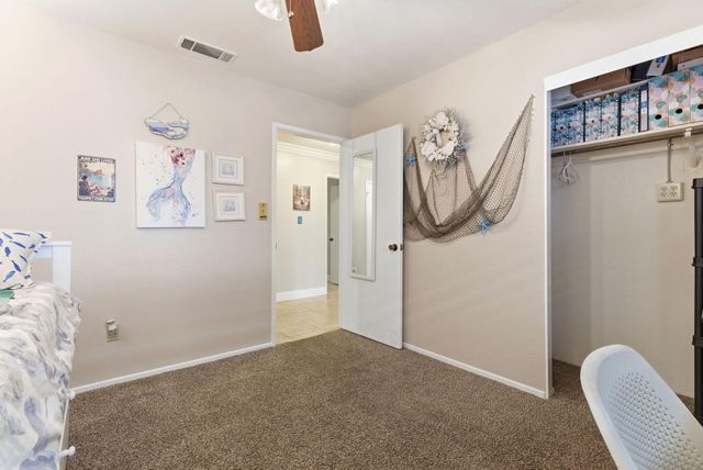 2544 W Harter Avenue W, Visalia, CA 93277