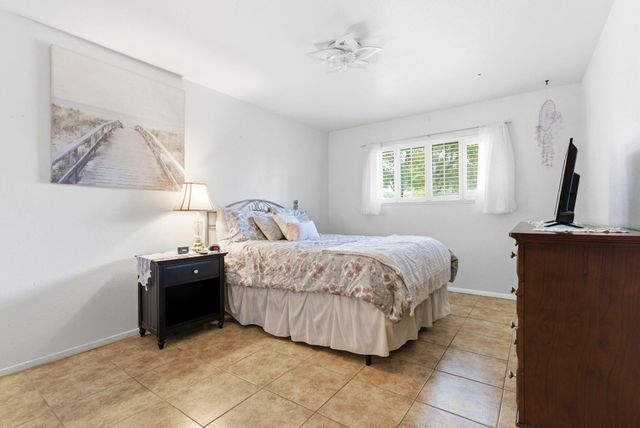 2544 W Harter Avenue W, Visalia, CA 93277