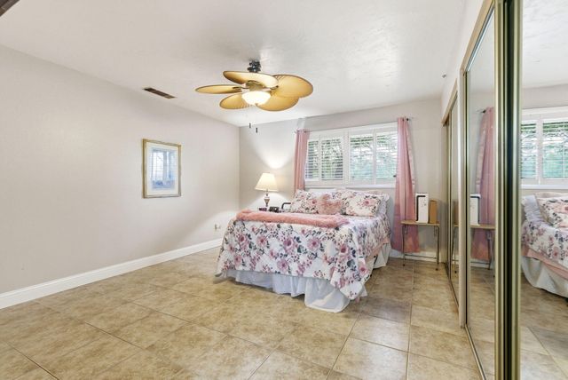 2544 W Harter Avenue W, Visalia, CA 93277