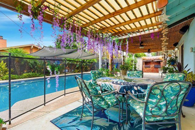 2544 W Harter Avenue W, Visalia, CA 93277