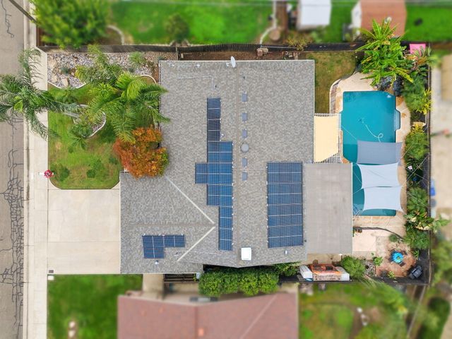 2544 W Harter Avenue W, Visalia, CA 93277