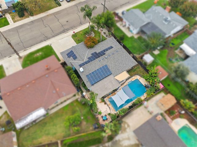 2544 W Harter Avenue W, Visalia, CA 93277