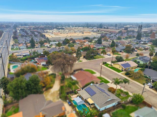 2544 W Harter Avenue W, Visalia, CA 93277