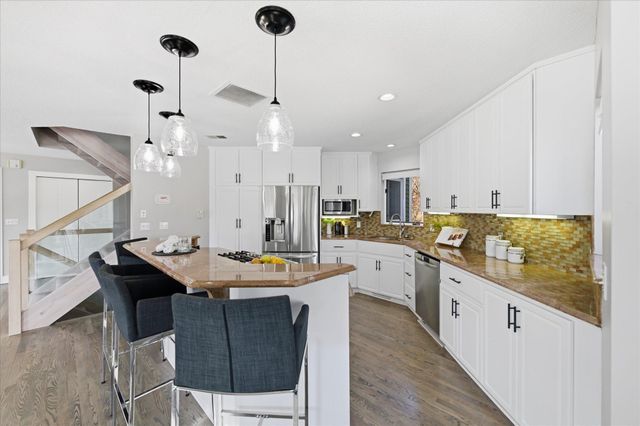 15219 Fairbanks Trail NE, Prior Lake, MN 55372