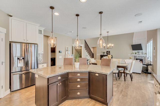3961 W COASTAL DUNE DR, South Jordan, UT 84009