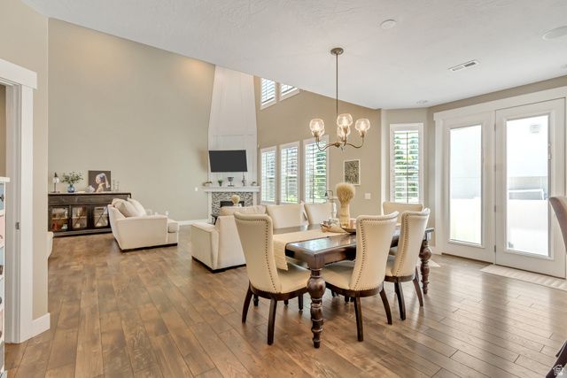 3961 W COASTAL DUNE DR, South Jordan, UT 84009