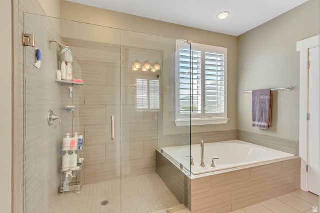 3961 W COASTAL DUNE DR, South Jordan, UT 84009