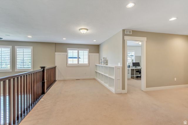 3961 W COASTAL DUNE DR, South Jordan, UT 84009