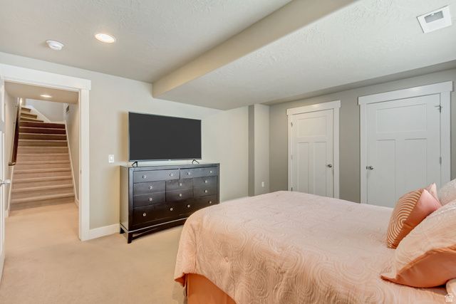 3961 W COASTAL DUNE DR, South Jordan, UT 84009