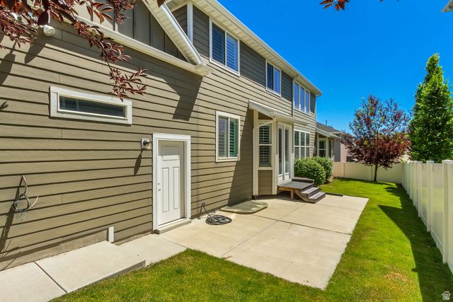 3961 W COASTAL DUNE DR, South Jordan, UT 84009