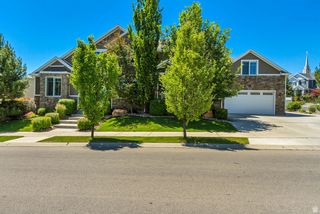 3961 W COASTAL DUNE DR, South Jordan, UT 84009
