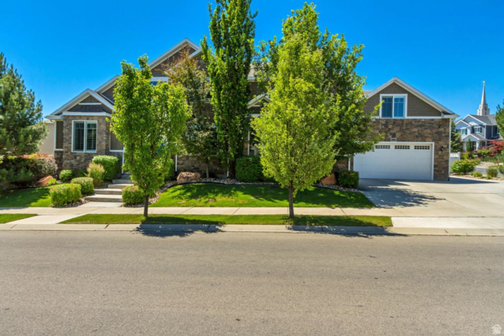 3961 W COASTAL DUNE DR, South Jordan, UT 84009