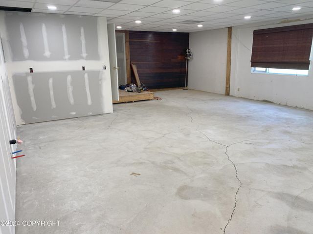 1001 W Fairview Loop, Wasilla, AK 99654