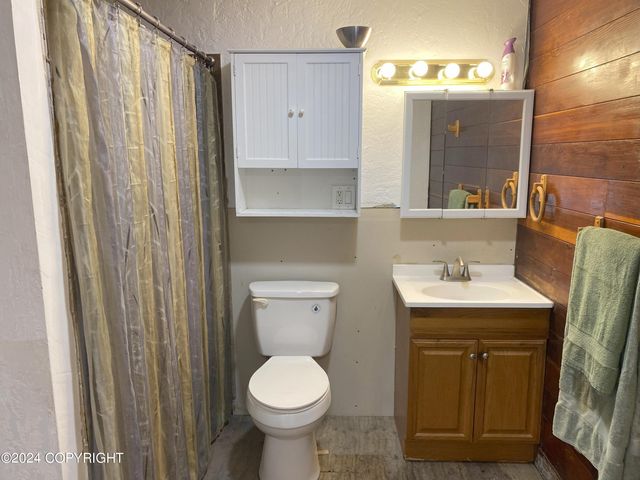 1001 W Fairview Loop, Wasilla, AK 99654