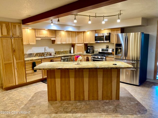 1001 W Fairview Loop, Wasilla, AK 99654