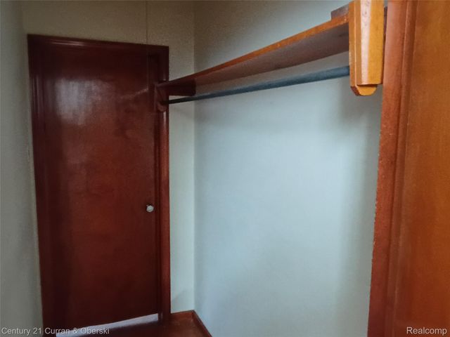 23829 Rockford Street, Dearborn, MI 48124