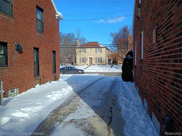 23829 Rockford Street, Dearborn, MI 48124