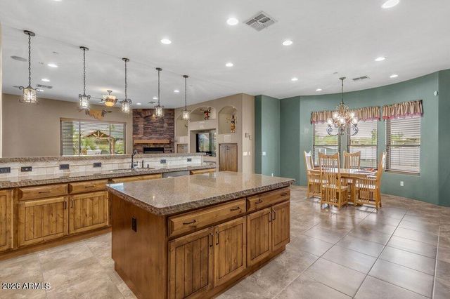 19738 W MARIPOSA Drive, Litchfield Park, AZ 85340