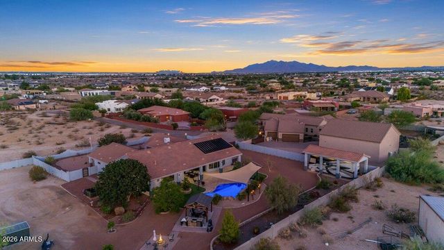 19738 W MARIPOSA Drive, Litchfield Park, AZ 85340