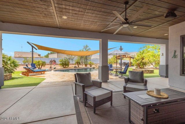 19738 W MARIPOSA Drive, Litchfield Park, AZ 85340