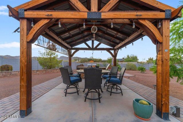 19738 W MARIPOSA Drive, Litchfield Park, AZ 85340