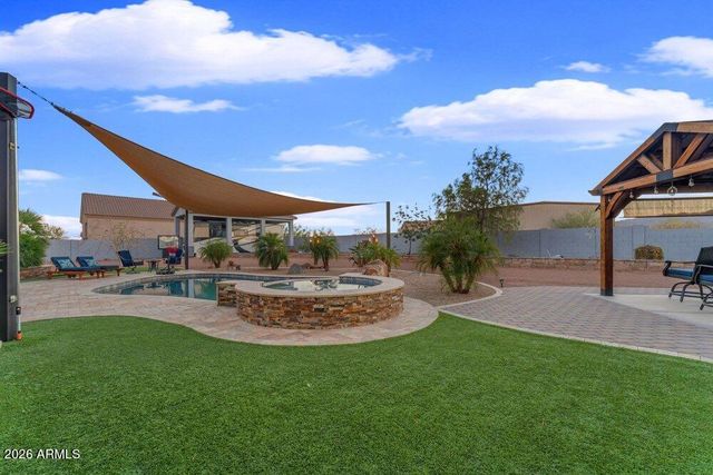 19738 W MARIPOSA Drive, Litchfield Park, AZ 85340