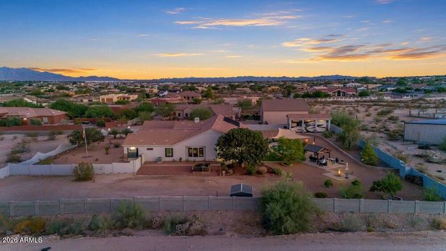 19738 W MARIPOSA Drive, Litchfield Park, AZ 85340