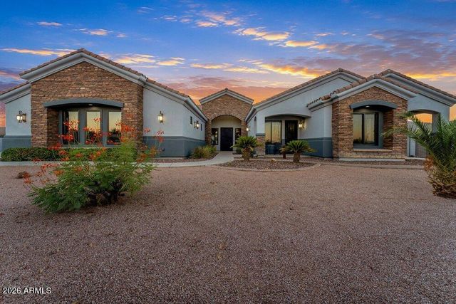 19738 W MARIPOSA Drive, Litchfield Park, AZ 85340