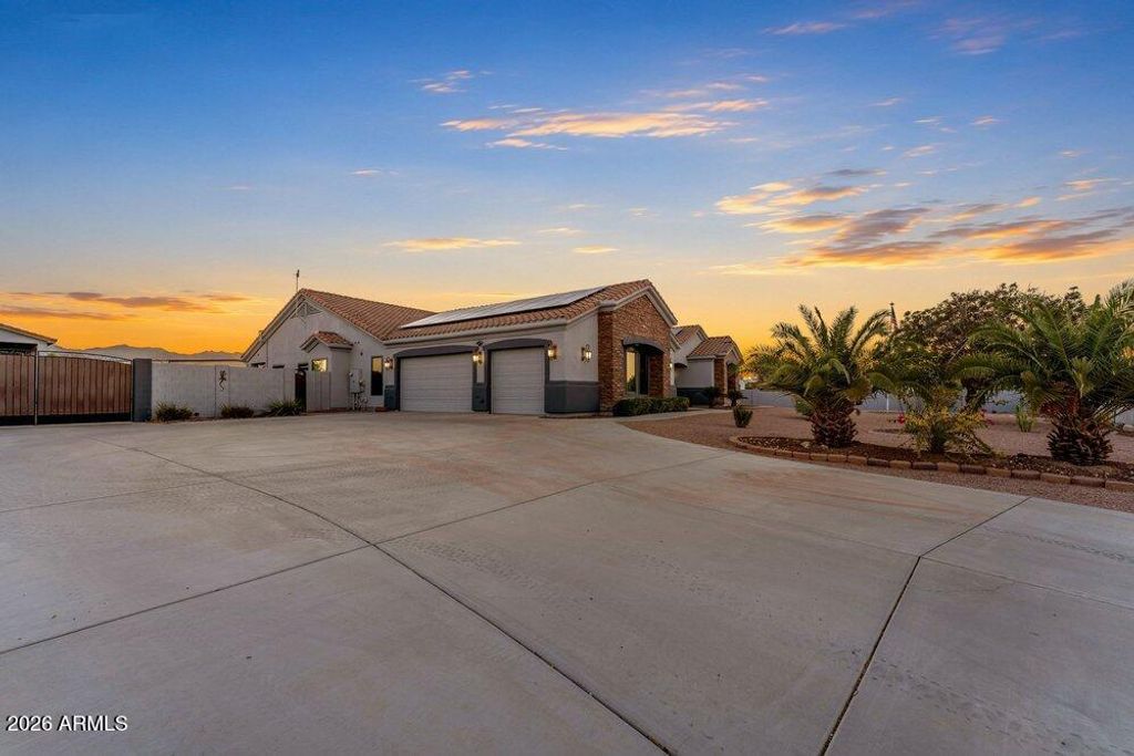 19738 W MARIPOSA Drive, Litchfield Park, AZ 85340 — photo 3