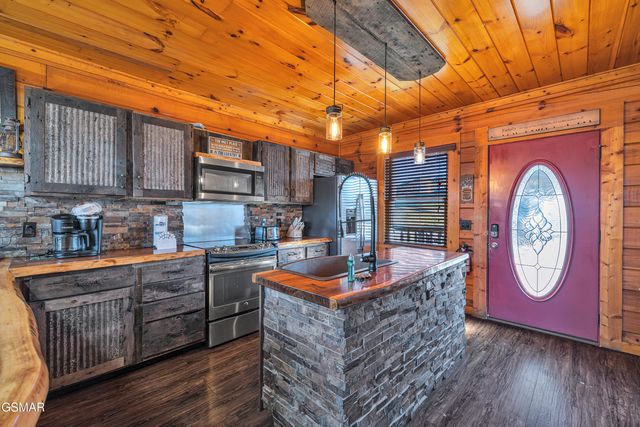 1551 Rainbow Ridge Road, Sevierville, TN 37862