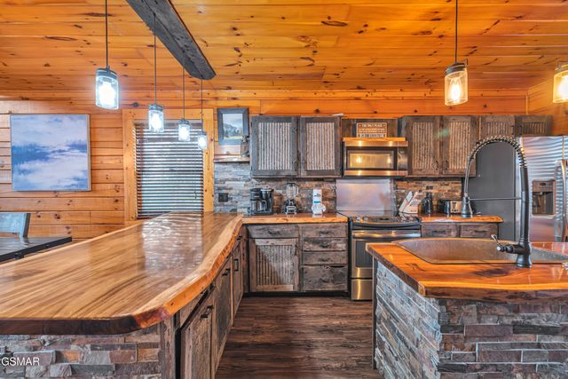 1551 Rainbow Ridge Road, Sevierville, TN 37862