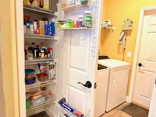 7001 W DORMANY ROAD, Plant City, FL 33565