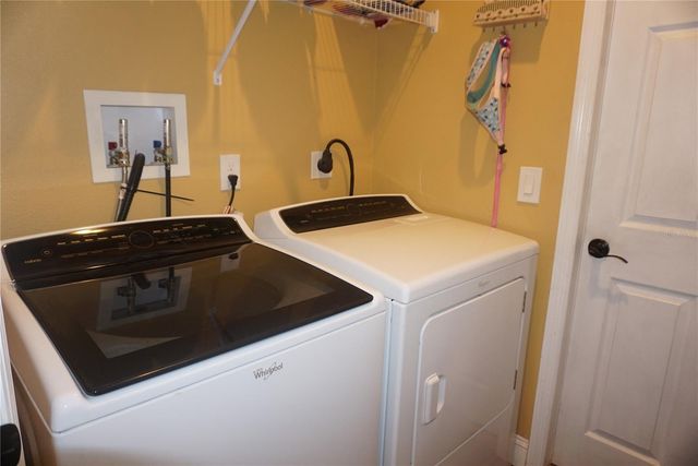 7001 W DORMANY ROAD, Plant City, FL 33565