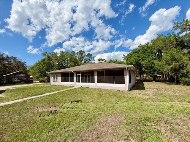 7001 W DORMANY ROAD, Plant City, FL 33565