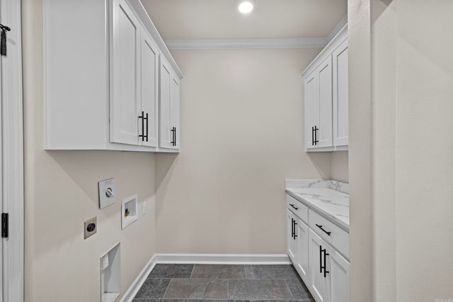 517 Forest Oak Cove, Jacksonville, AR 72076