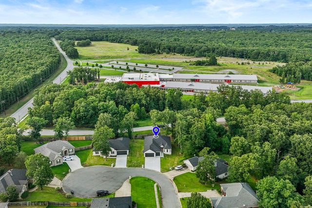 517 Forest Oak Cove, Jacksonville, AR 72076