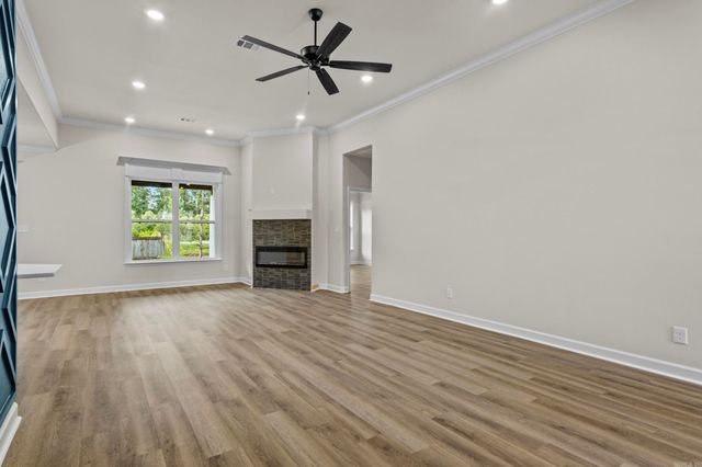 517 Forest Oak Cove, Jacksonville, AR 72076