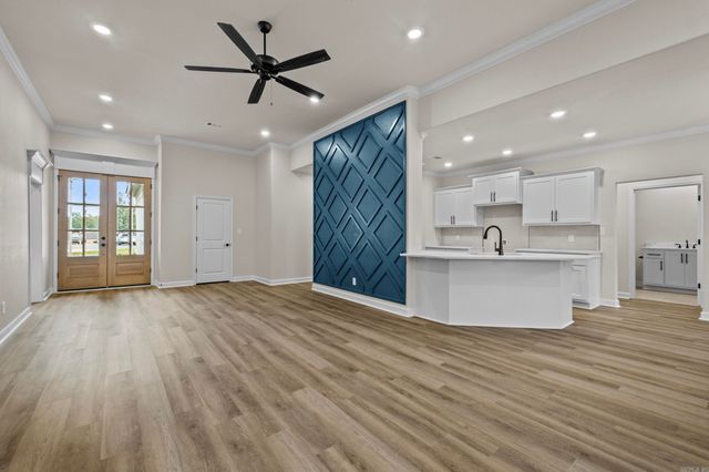 517 Forest Oak Cove, Jacksonville, AR 72076