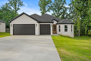 517 Forest Oak Cove, Jacksonville, AR 72076