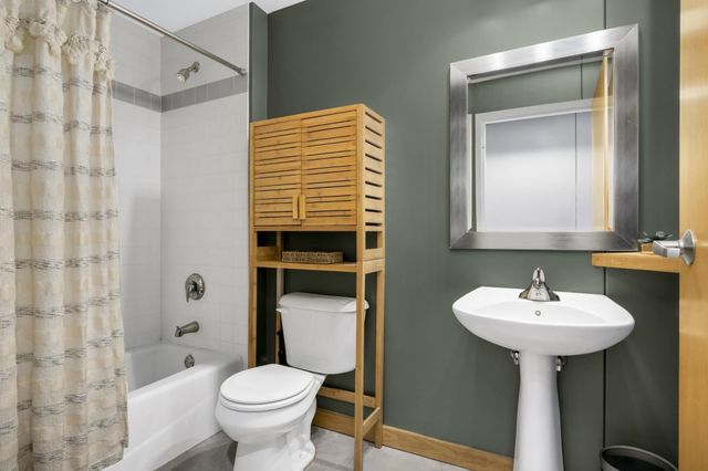 901 N 3rd Street 404, Minneapolis, MN 55401