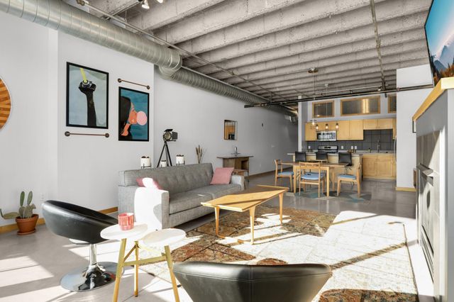 901 N 3rd Street 404, Minneapolis, MN 55401