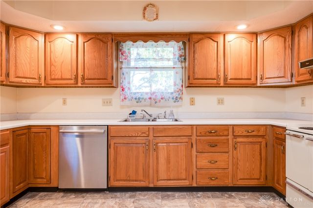 196 S 3rd Street, Waynesville, OH 45068