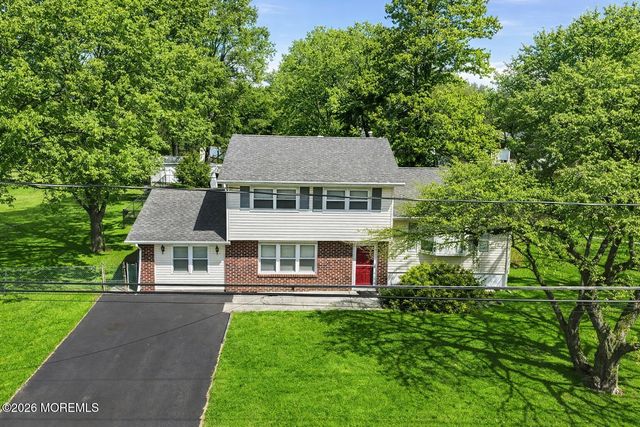 90 E Connecticut Concourse, Jackson, NJ 08527