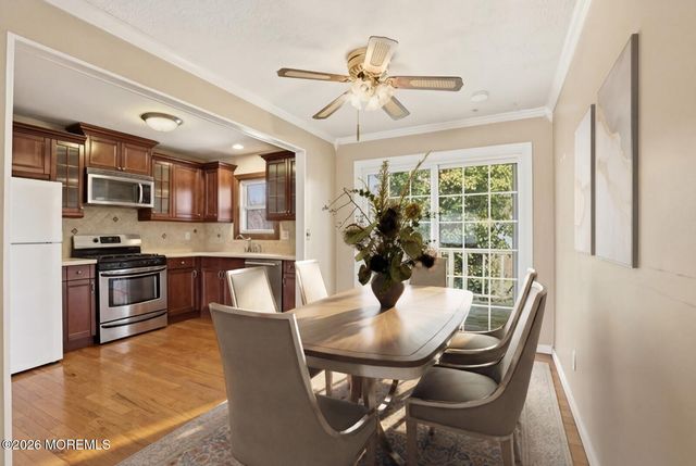 90 E Connecticut Concourse, Jackson, NJ 08527