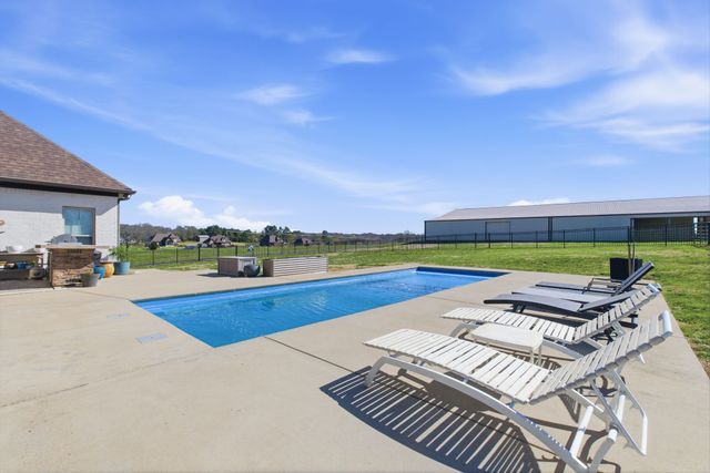 2474 Double Log Cabin Rd, Lebanon, TN 37087