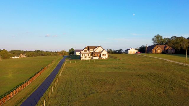 2474 Double Log Cabin Rd, Lebanon, TN 37087